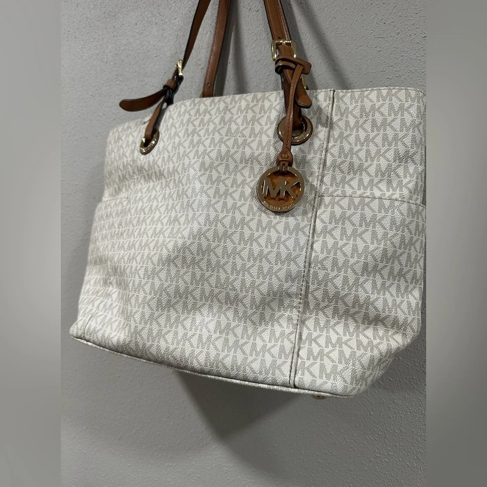 Michael Kors Jet Set